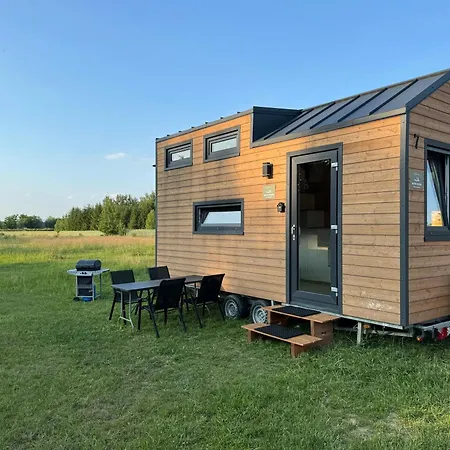 Tiny House Village Grabce-Towarzystwo